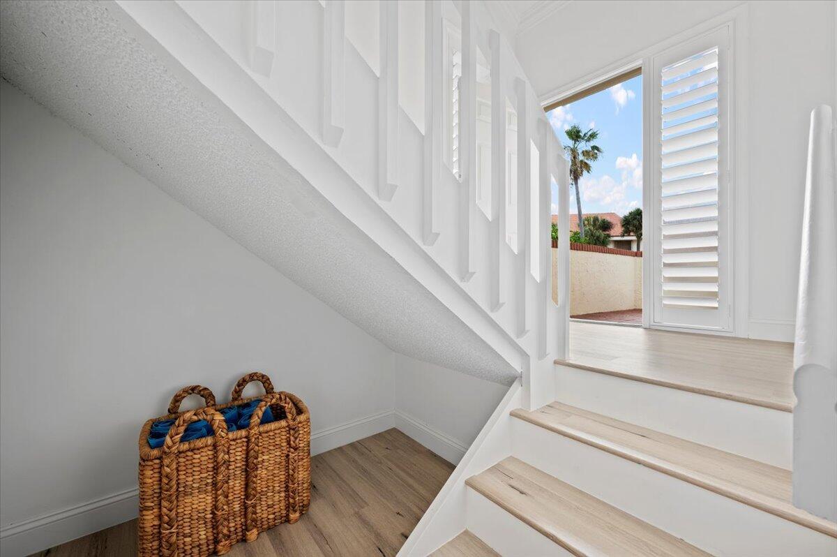 Image to showcase the property located at 402 Sea Oats Drive F