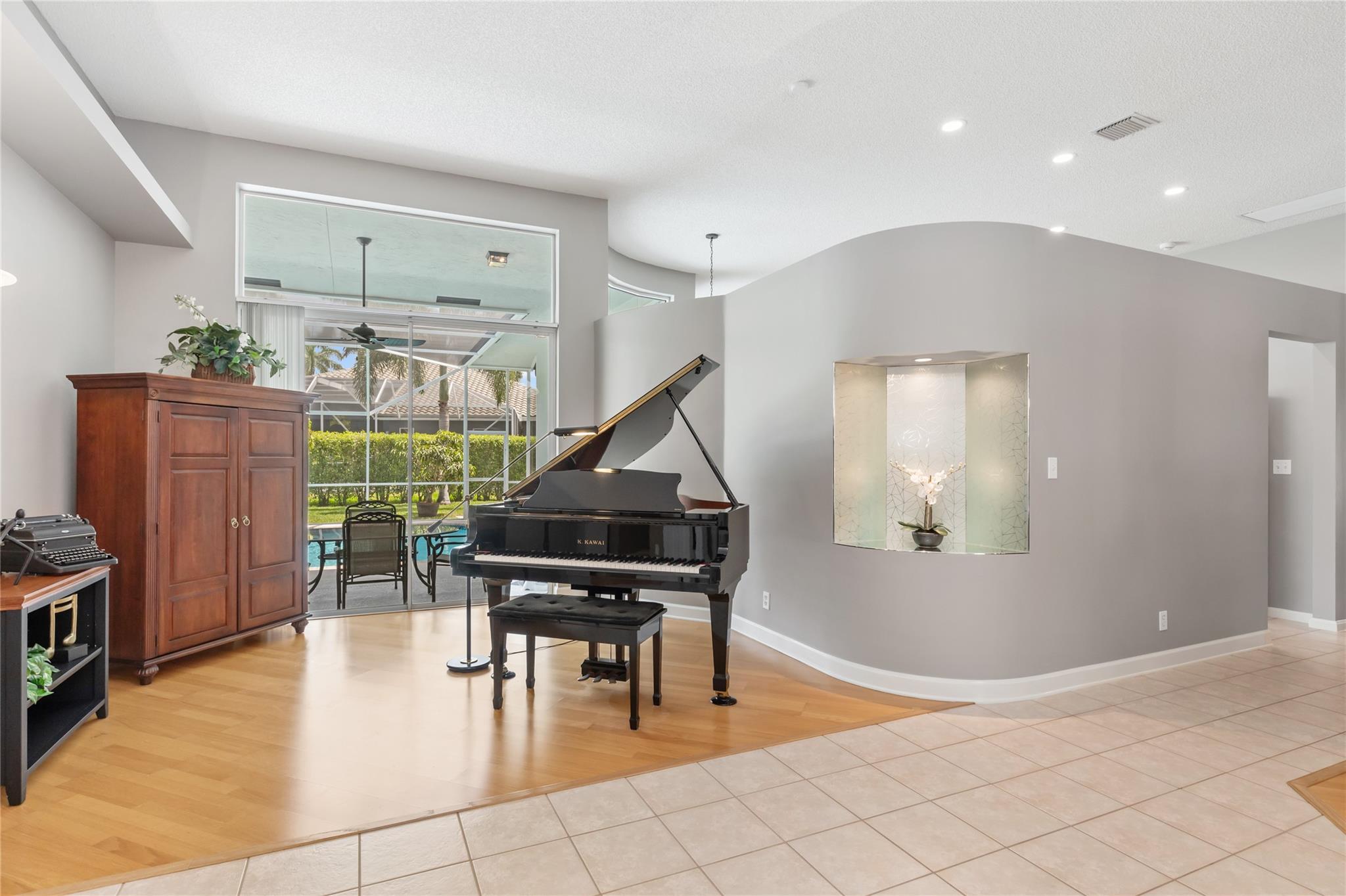 Homes for sale in Coral Springs, FL | 4940 Kensington Cir, Coral Springs, FL 33076 | MLS# F10508028