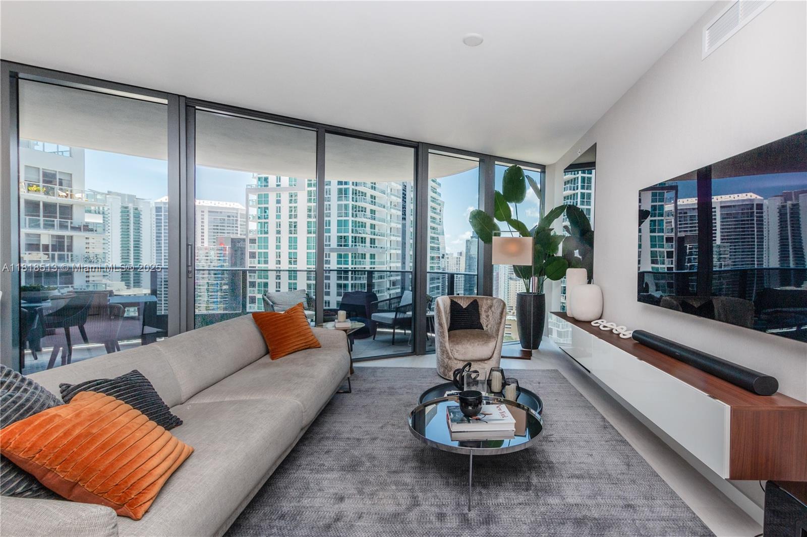 1000 Brickell Plz #3201, Miami FL 33131