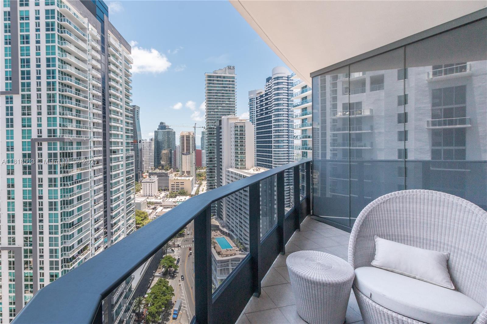 1000 Brickell Plz #3201, Miami FL 33131