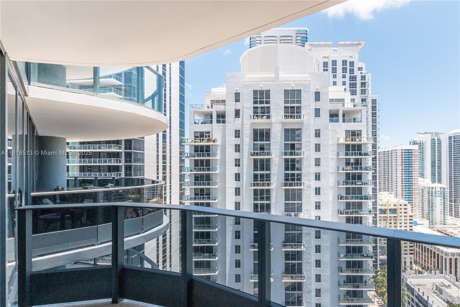 1000 Brickell Plz #3201, Miami FL 33131