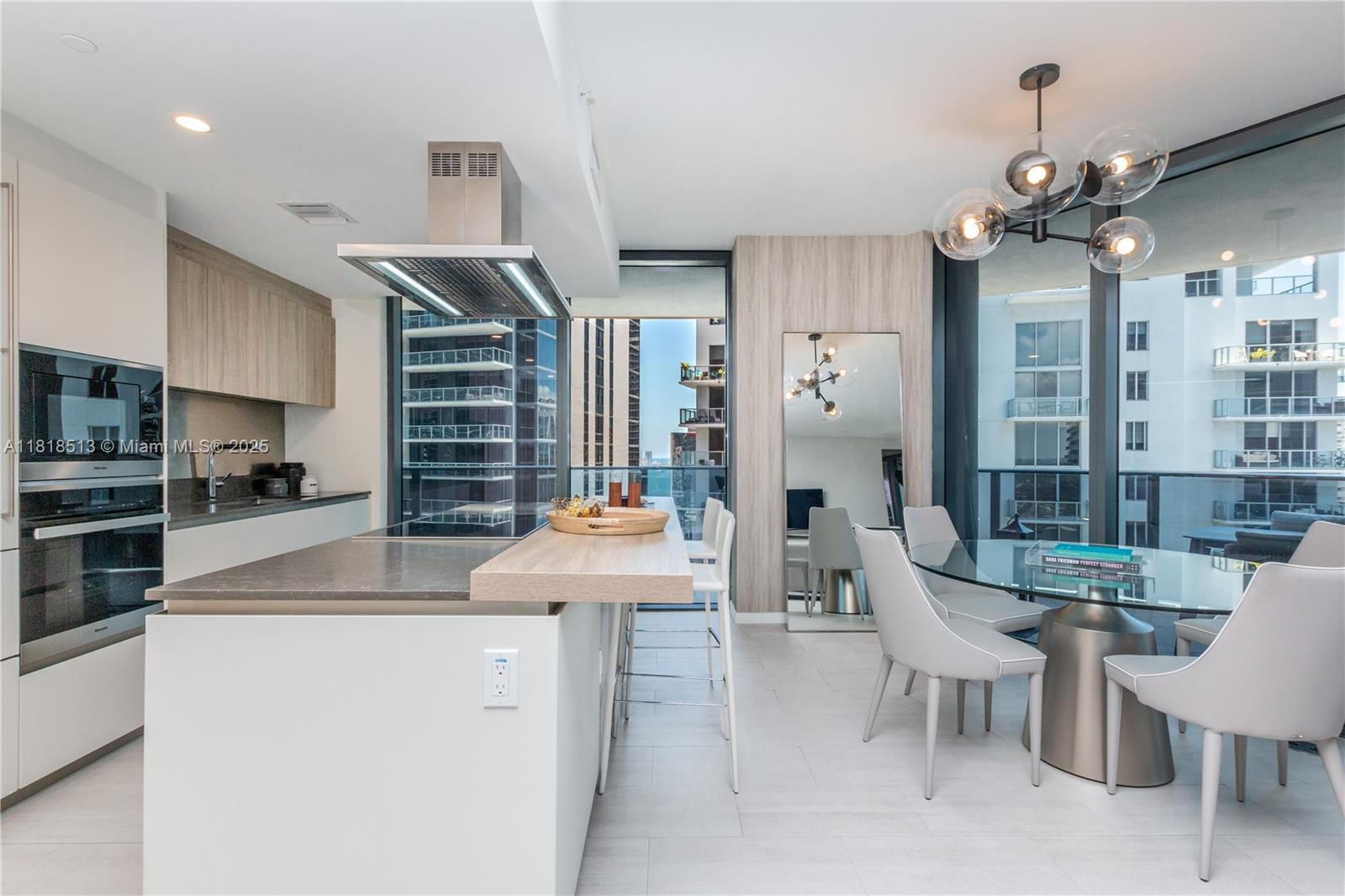 1000 Brickell Plz #3201, Miami FL 33131