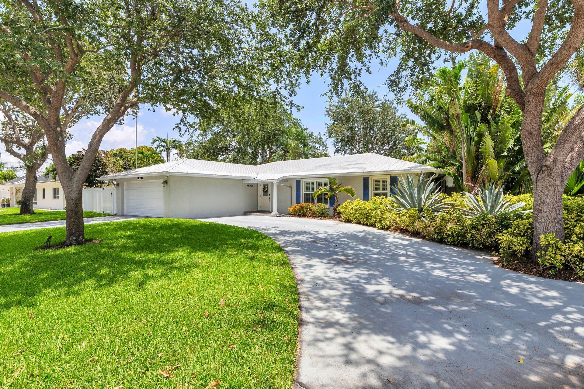 Homes for sale in Lake Clarke Shores, FL | 1601 Arlington Dr, Lake Clarke Shores, FL 33406 | MLS# R11097906