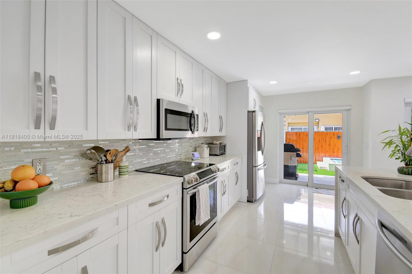 5261 NW 190th St, Miami Gardens, Florida image 13