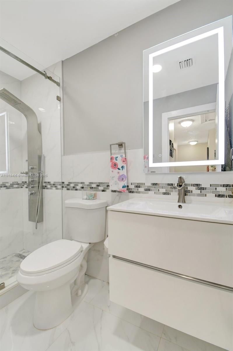 5261 NW 190th St, Miami Gardens, Florida image 28