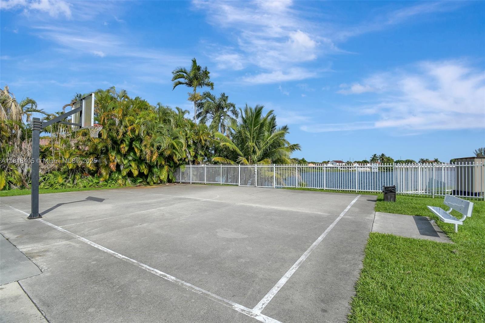 5261 NW 190th St, Miami Gardens, Florida image 41