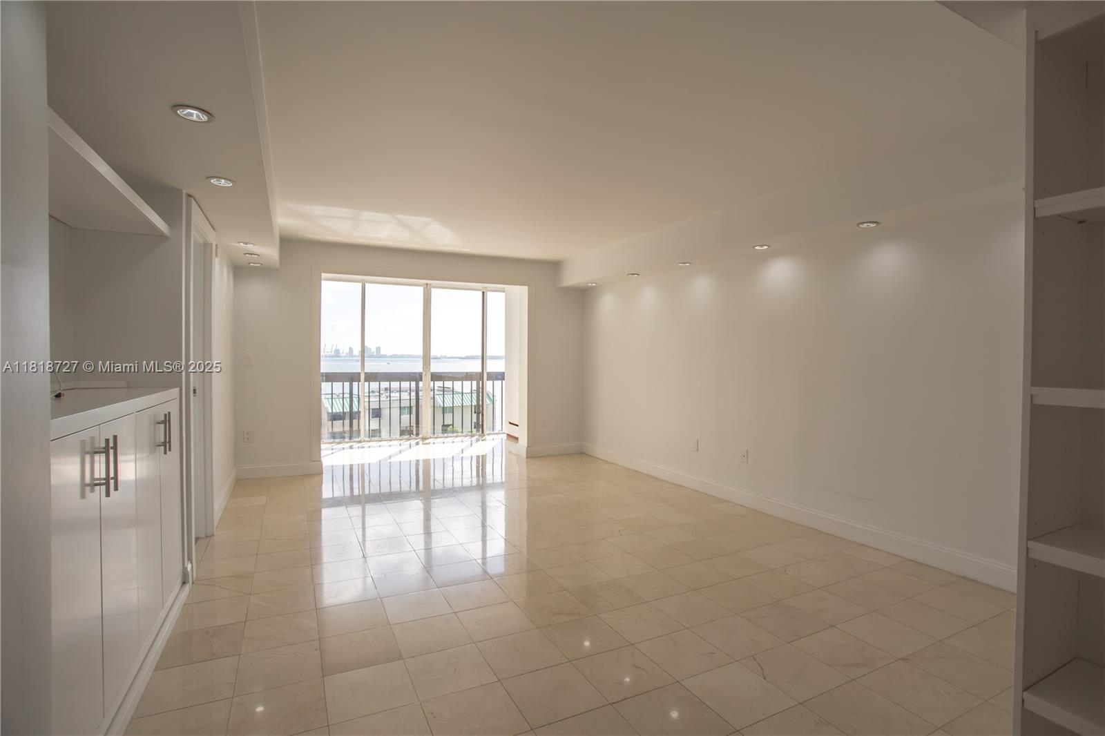 2333 Brickell Ave #609, Miami FL 33129