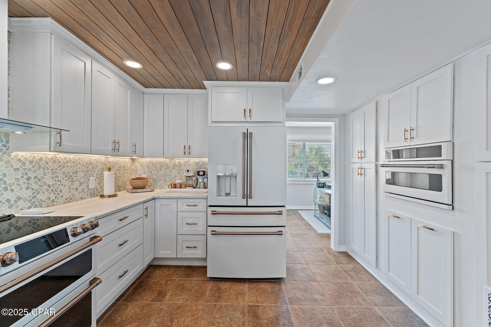 Image 11 For 1511 Via De Luna Drive