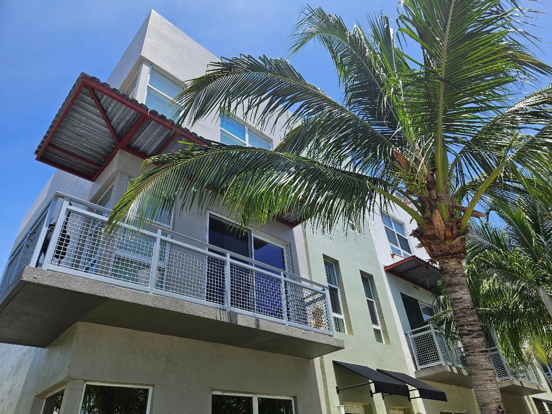 Homes for sale in Oakland Park, FL | 4331 Ne 1St Ter, Oakland Park, FL 33334 | MLS# F10508094