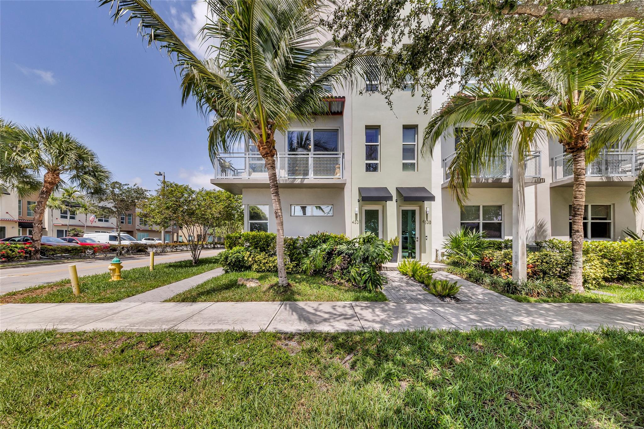 Homes for sale in Oakland Park, FL | 4331 Ne 1St Ter, Oakland Park, FL 33334 | MLS# F10508094