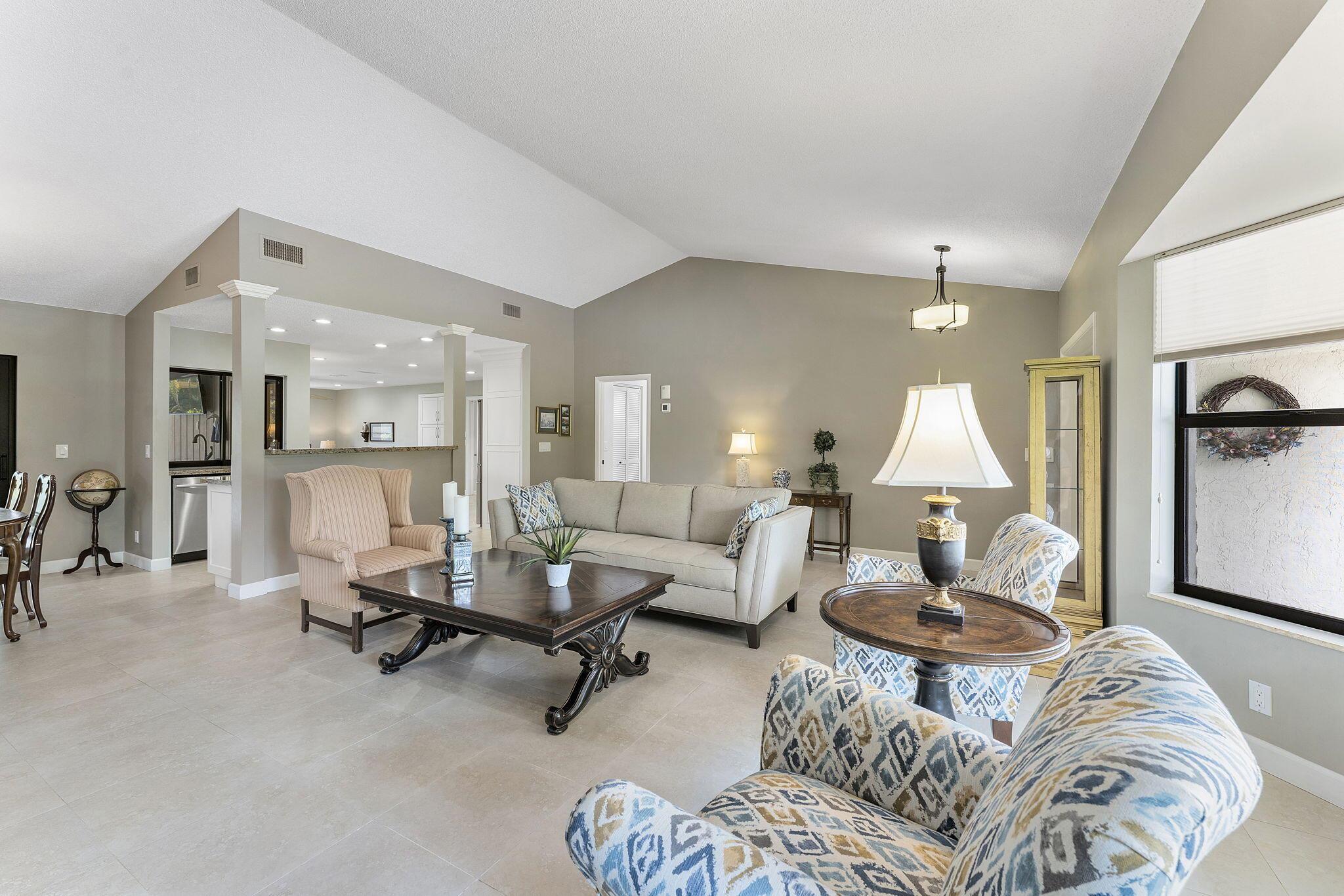 Homes for sale in Boynton Beach, FL | 4596 Palo Verde Dr, Boynton Beach, FL 33436 | MLS# R11097960