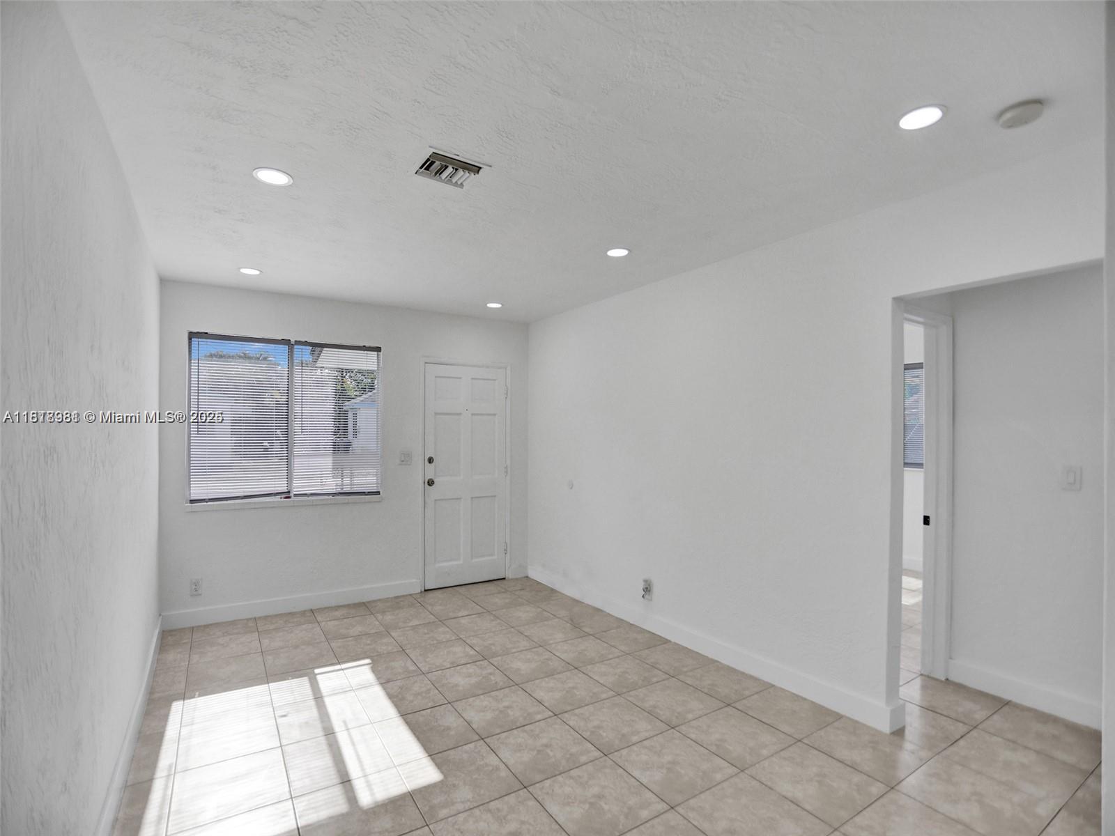 708 N 20th 1-2