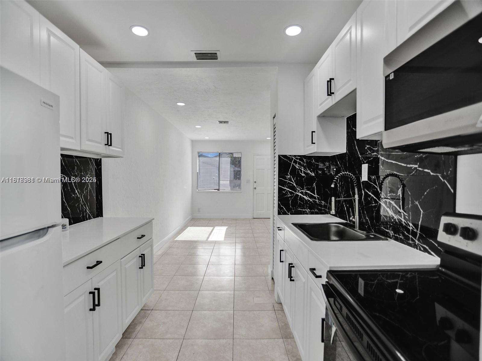 708 N 20th 1-2