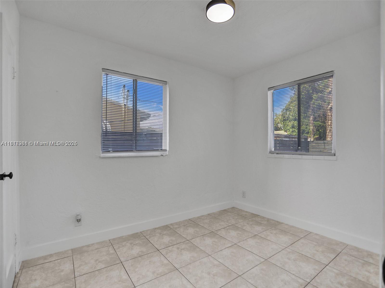 708 N 20th 1-2