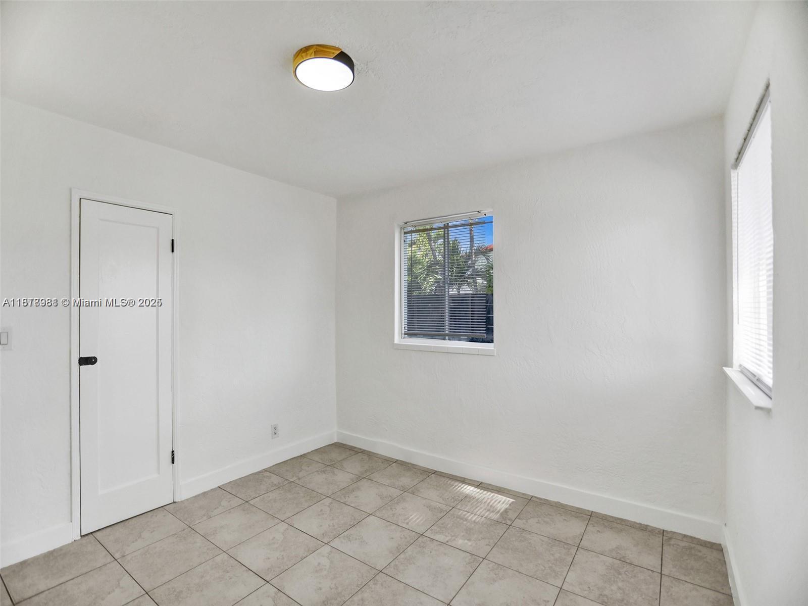 708 N 20th 1-2