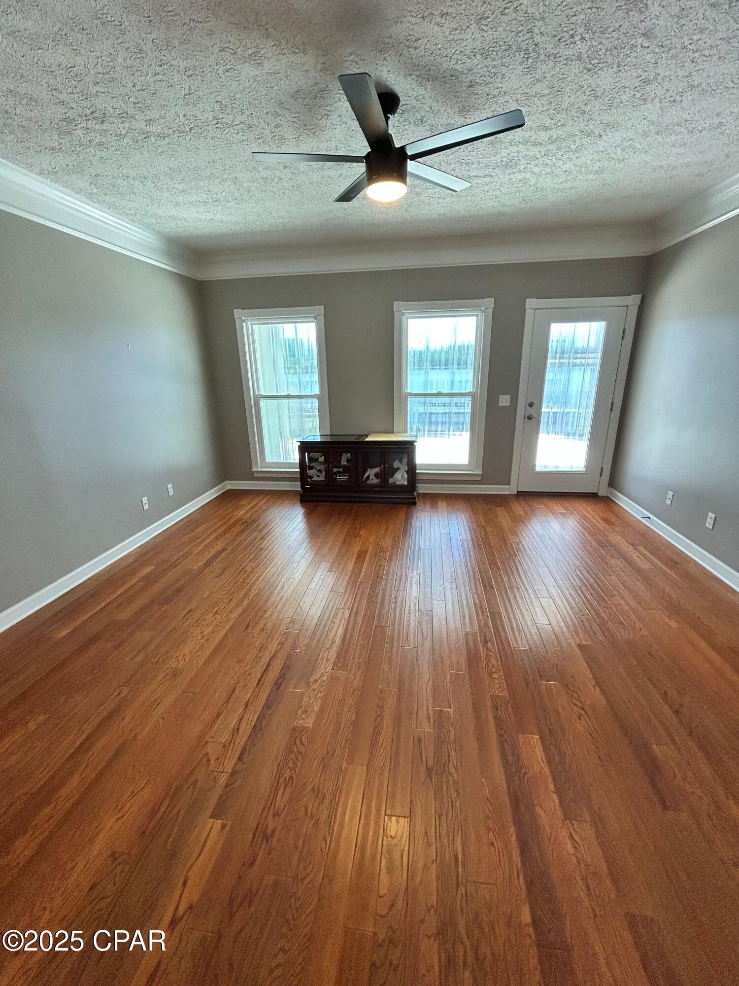 Image 7 For 2908 Country Club Drive