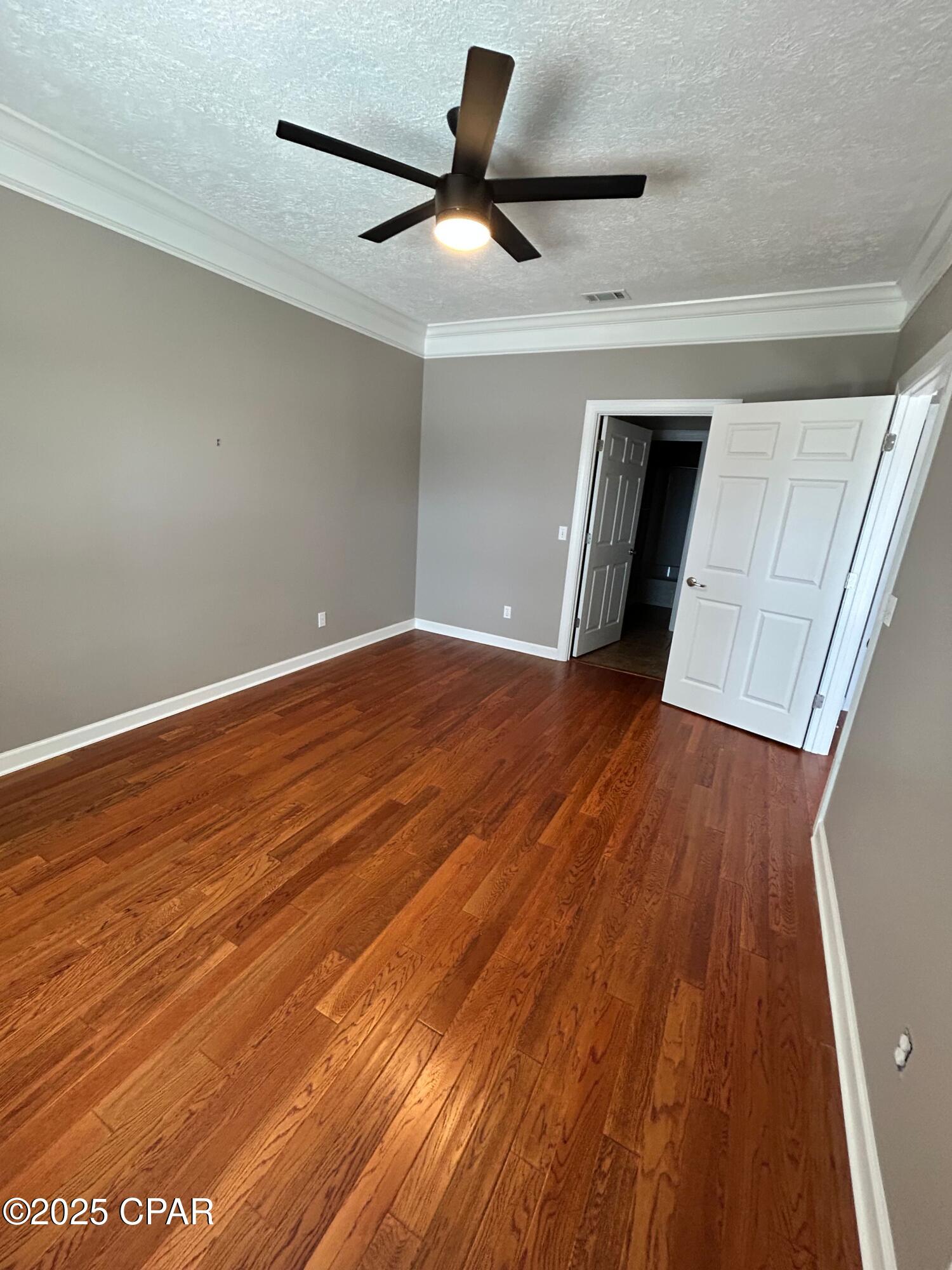 Image 9 For 2908 Country Club Drive