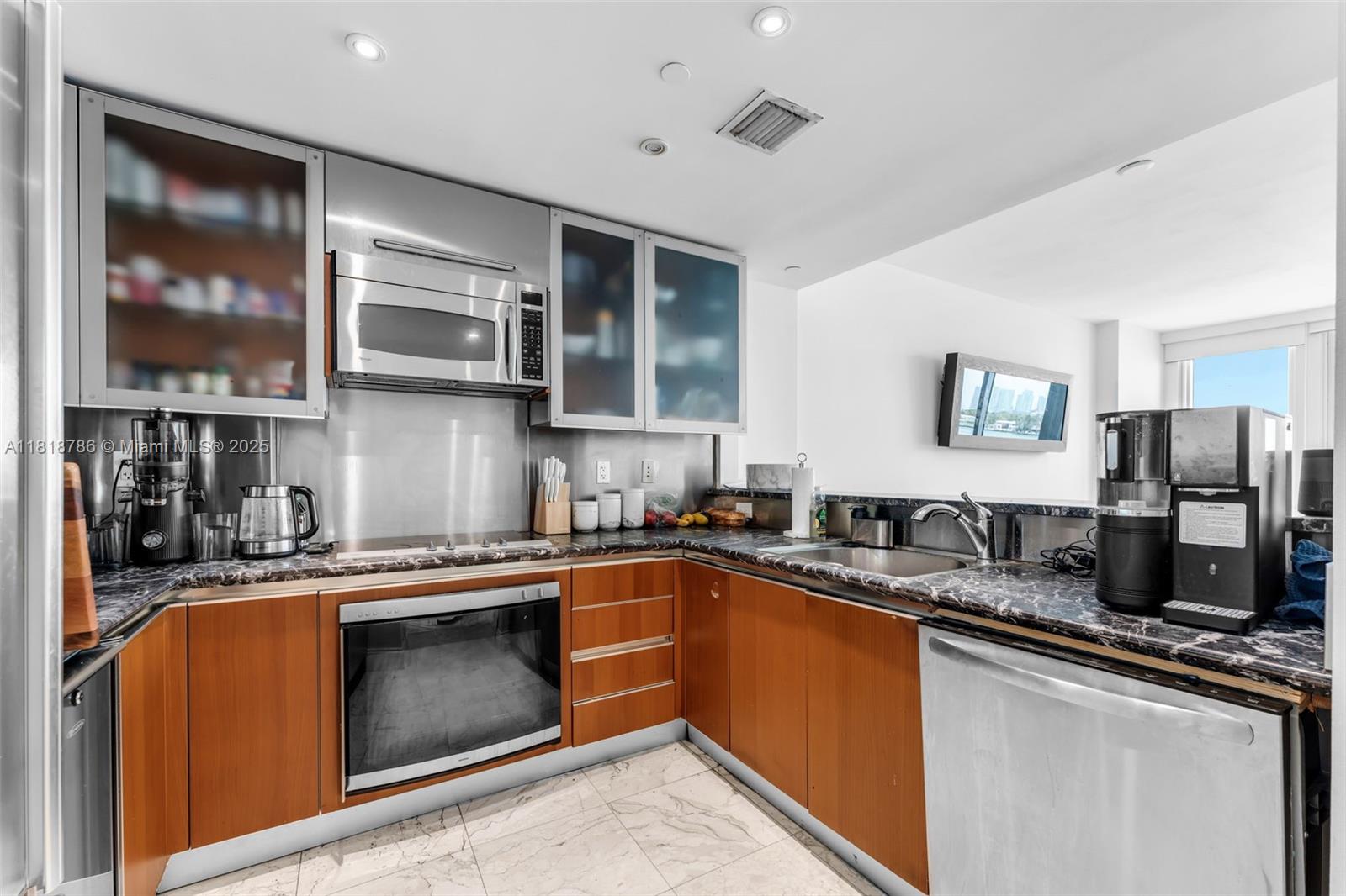 520 West Ave #604, Miami Beach FL 33139