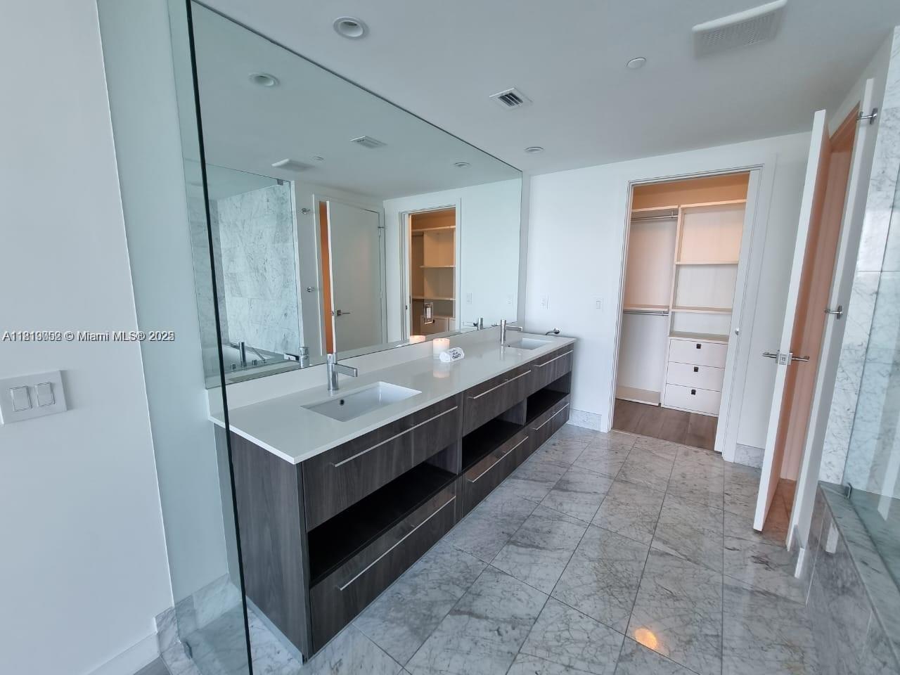3131 NE 7th Ave #1703, Miami FL 33137