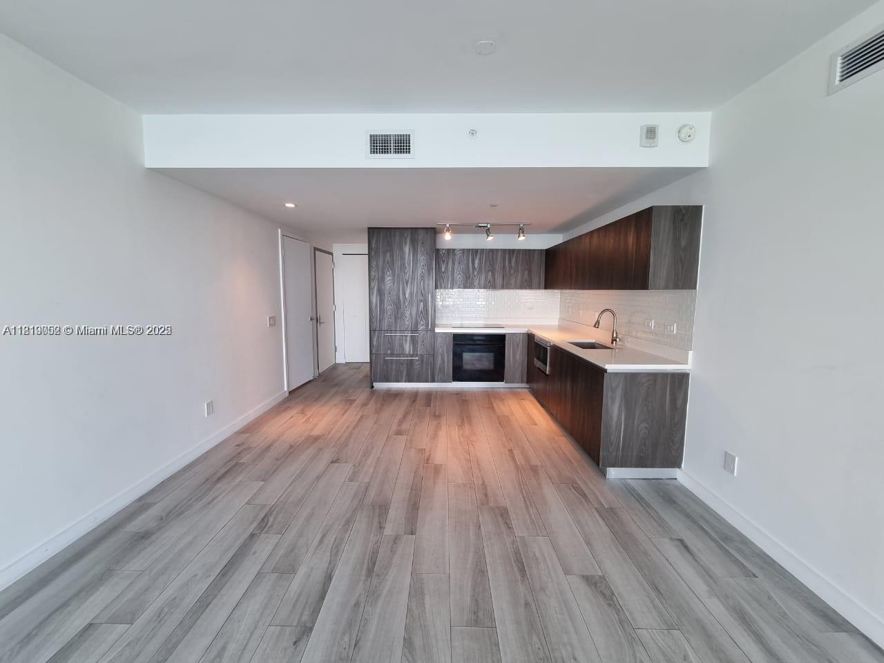 3131 NE 7th Ave #1703, Miami FL 33137
