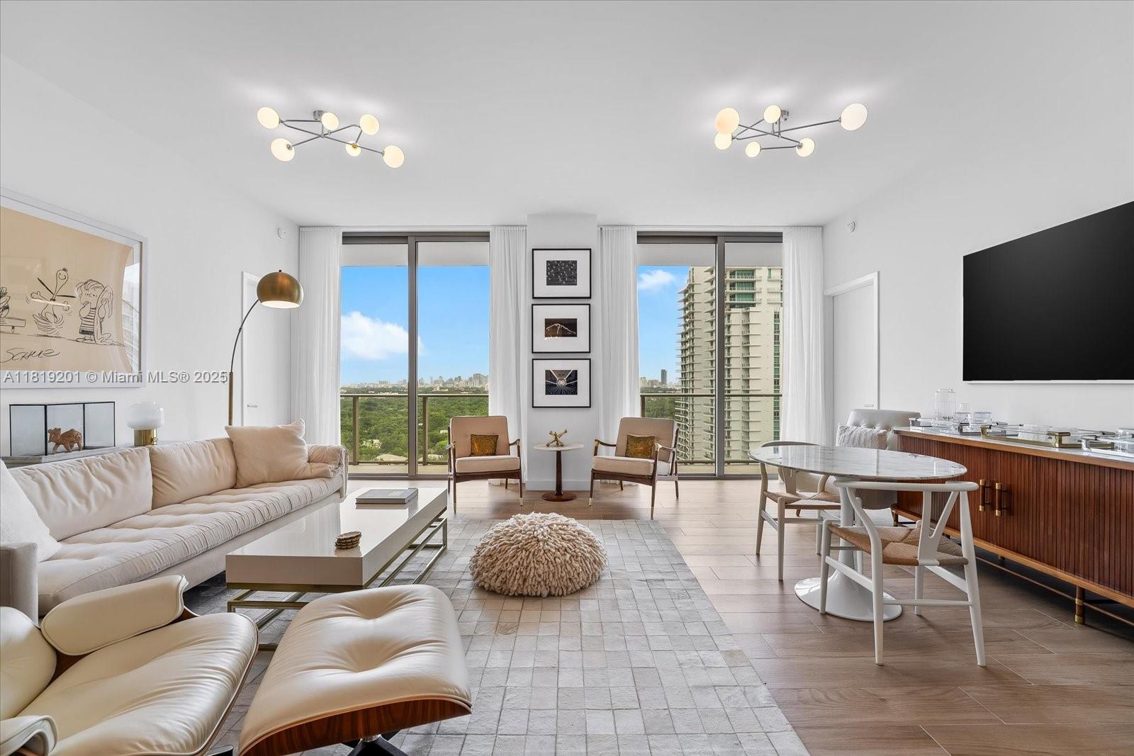 2678 Tigertail Ave #1508, Miami FL 33133