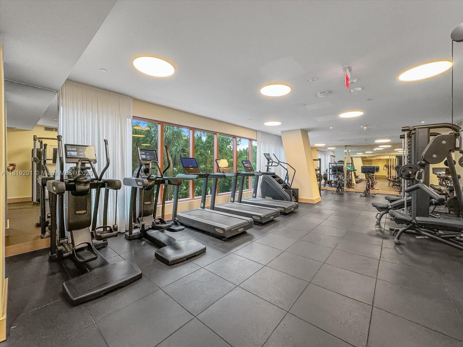 2678 Tigertail Ave #1508, Miami FL 33133