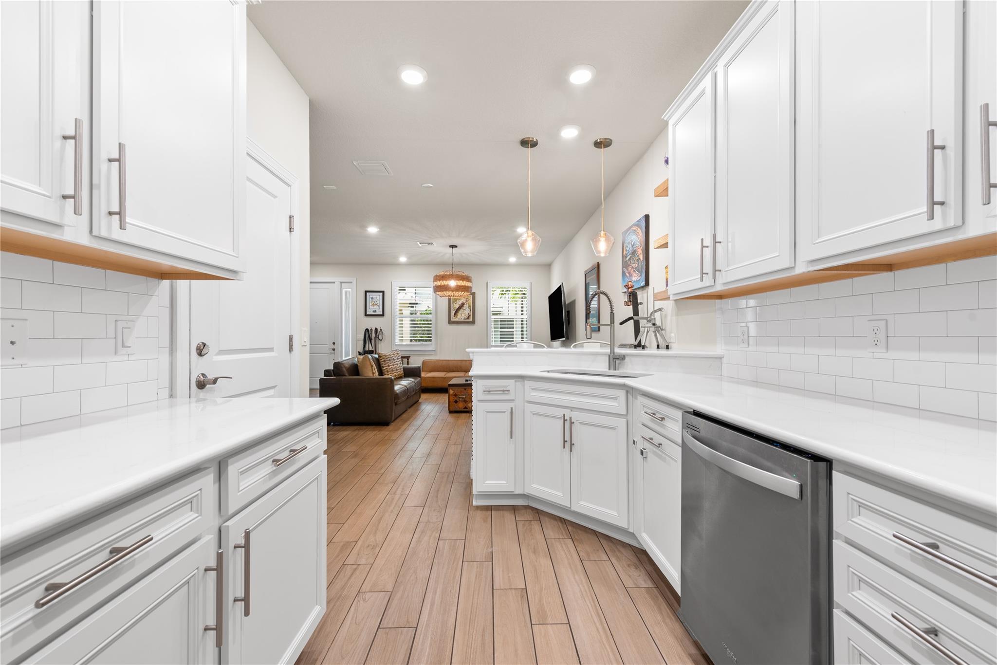 Homes for sale in Hollywood, FL | 1030 Eucalyptus Dr #2, Hollywood, FL 33021 | MLS# F10507988