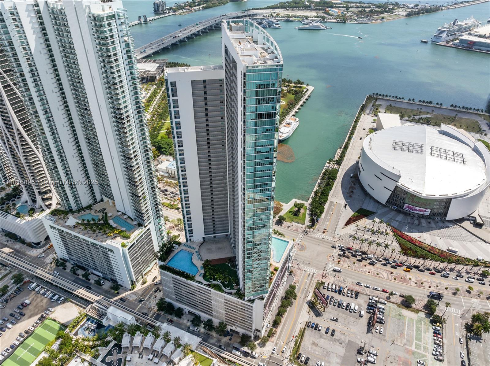888 Biscayne Blvd #4010, Miami FL 33132