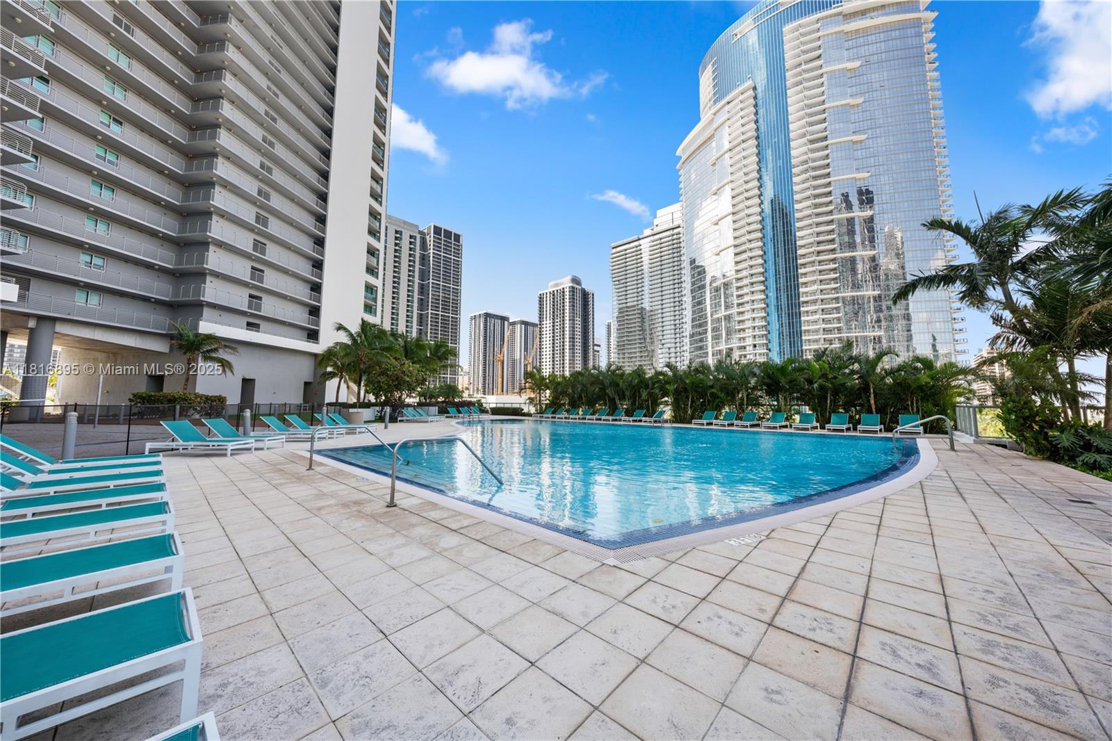 888 Biscayne Blvd #4010, Miami FL 33132