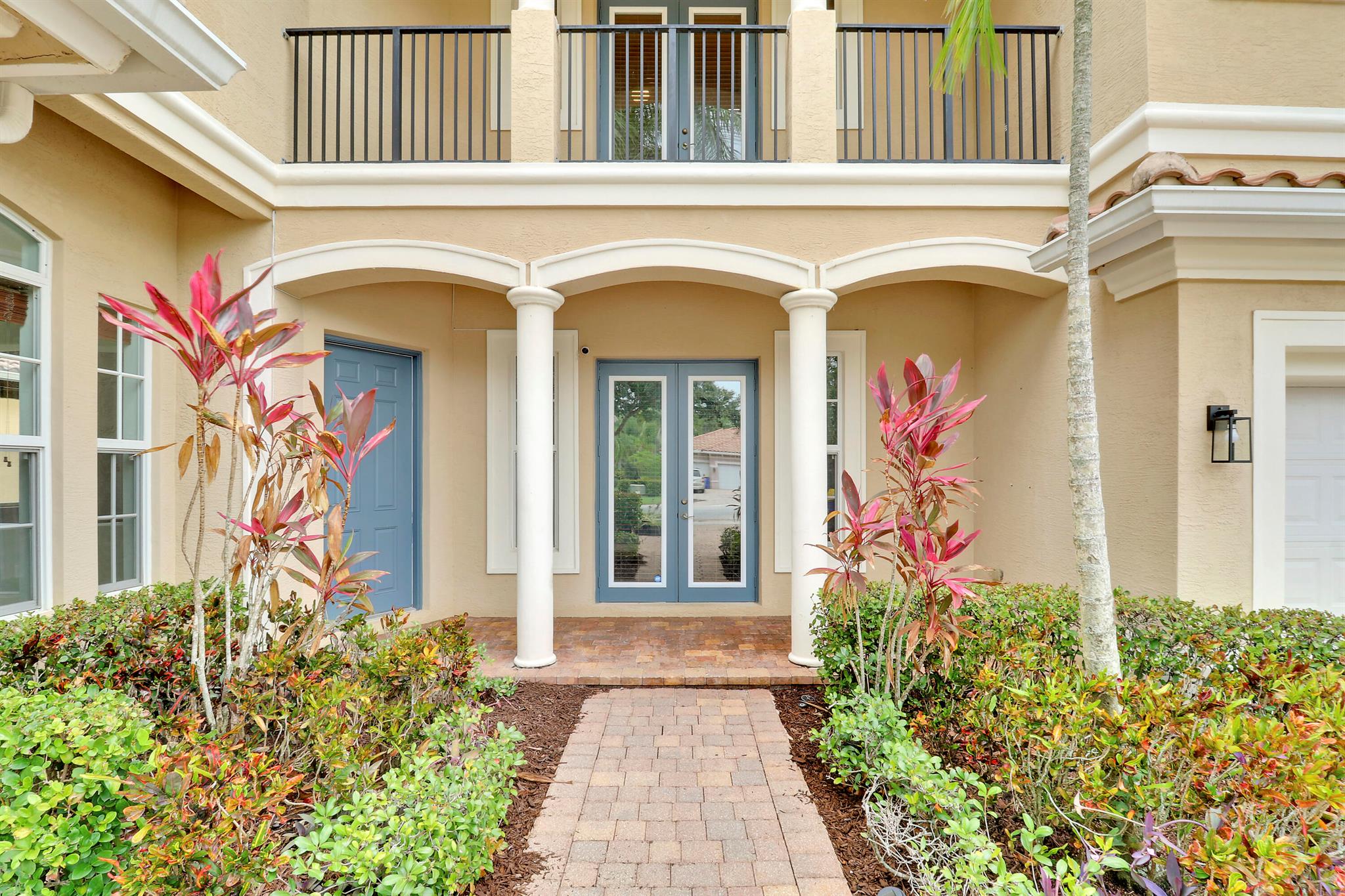 Homes for sale in Palm City, FL | 5605 Sw Gray Fox Dr, Palm City, FL 34990 | MLS# R11098114