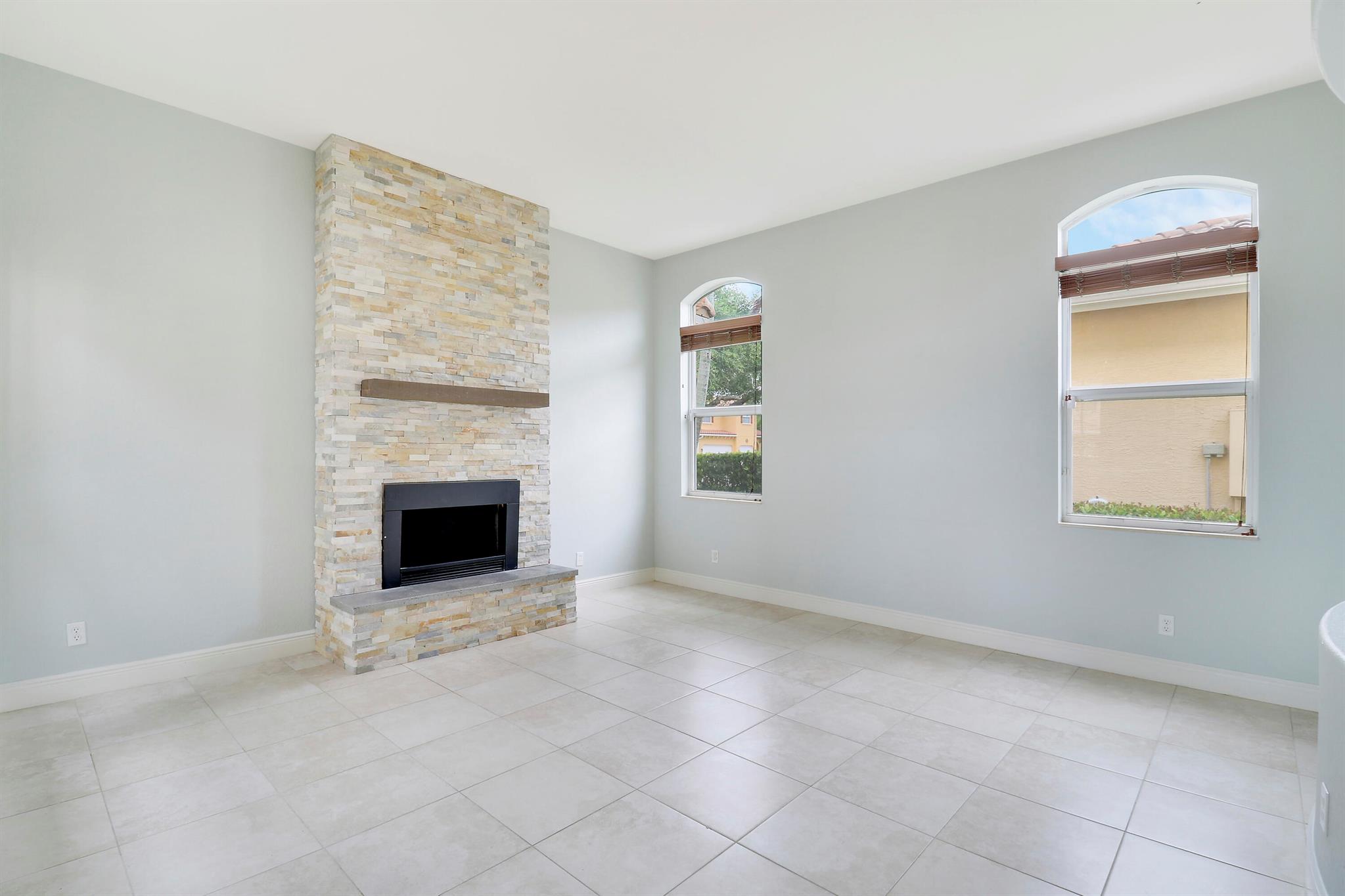 Homes for sale in Palm City, FL | 5605 Sw Gray Fox Dr, Palm City, FL 34990 | MLS# R11098114