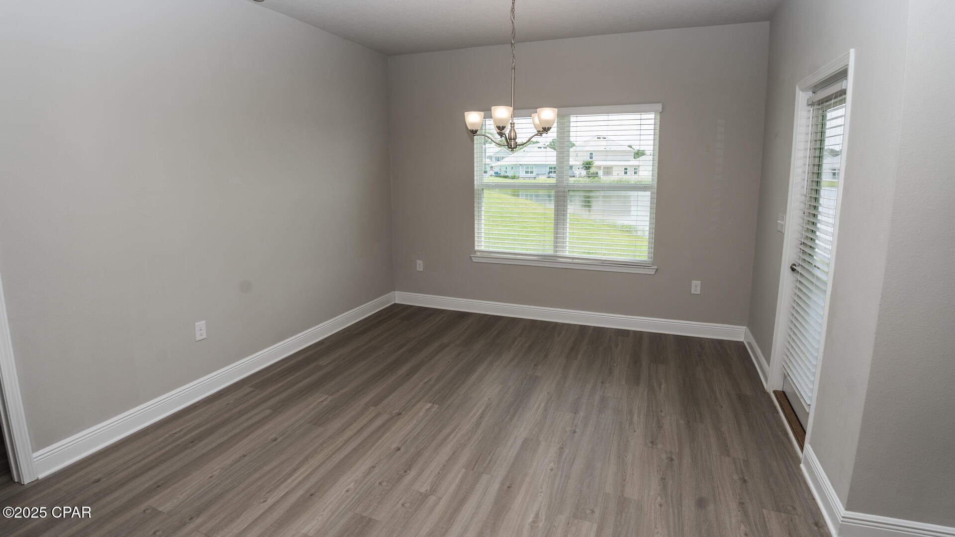 Image 15 For 323 Moonraker Circle