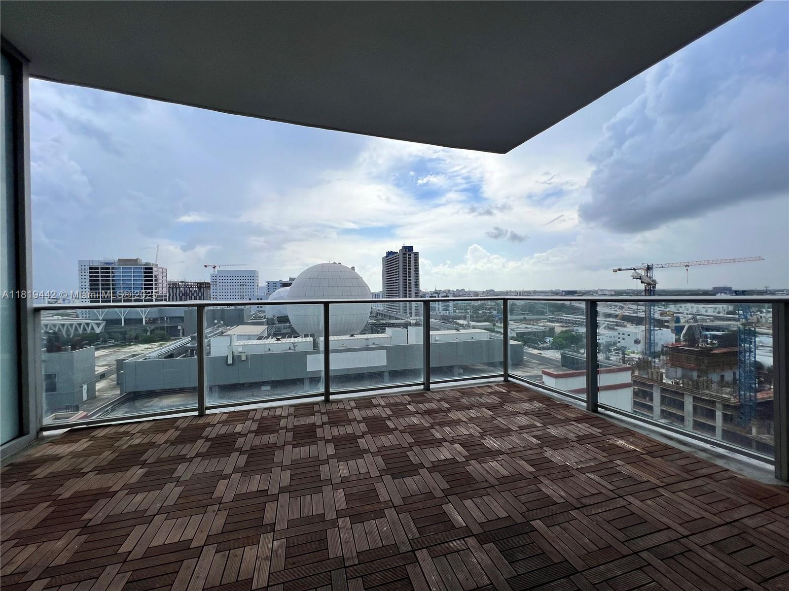 851 NE 1st Ave #1208, Miami FL 33132