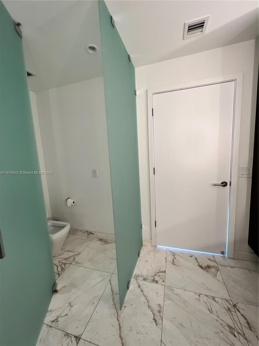 851 NE 1st Ave #1208, Miami FL 33132
