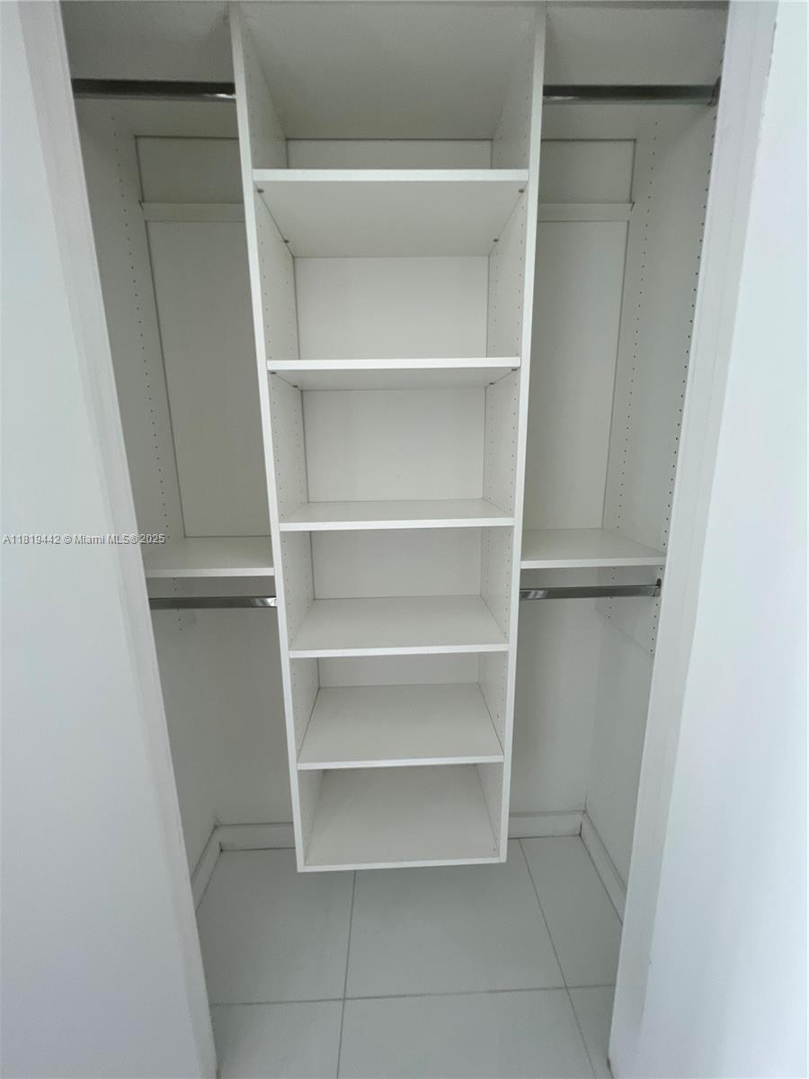 851 NE 1st Ave #1208, Miami FL 33132