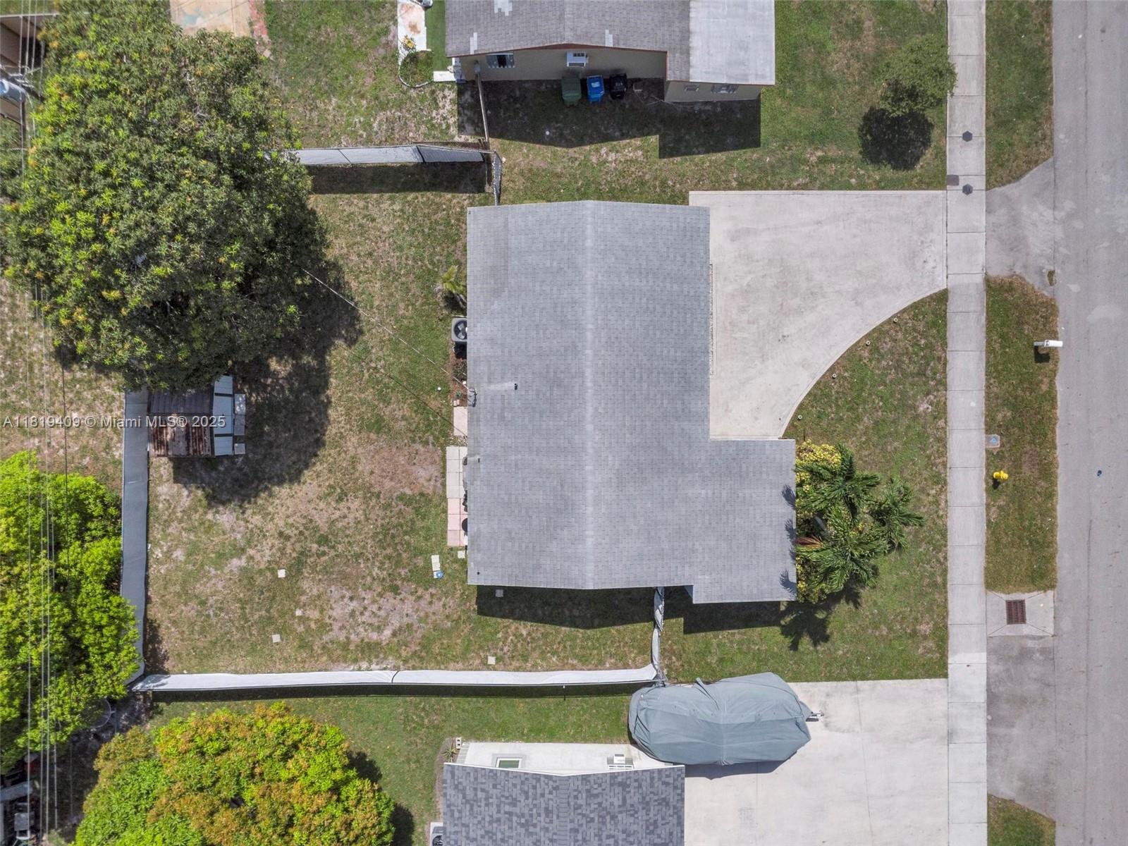 2771 NW 25th St, Fort Lauderdale, Florida image 42