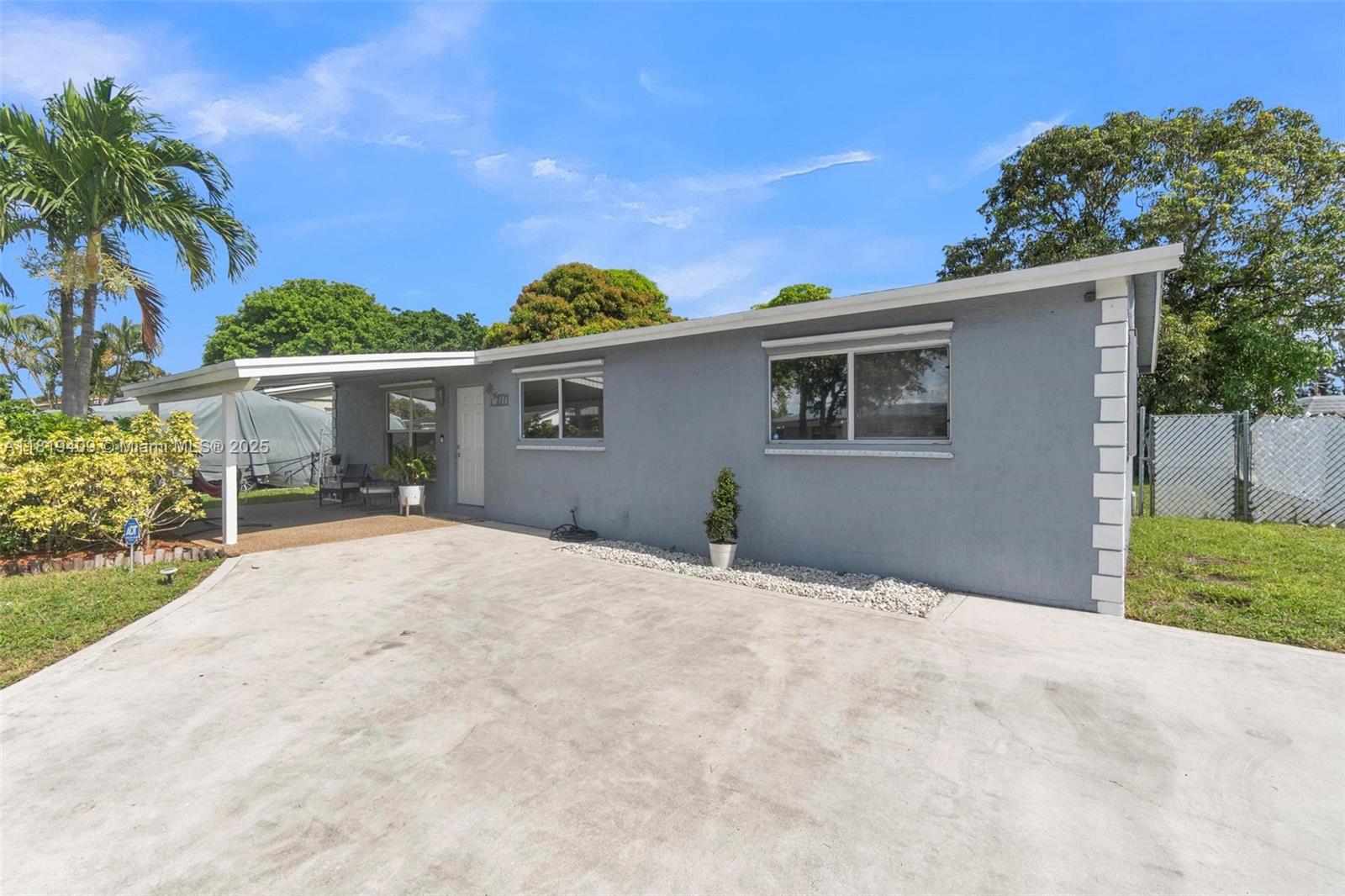 2771 NW 25th St, Fort Lauderdale, Florida image 47