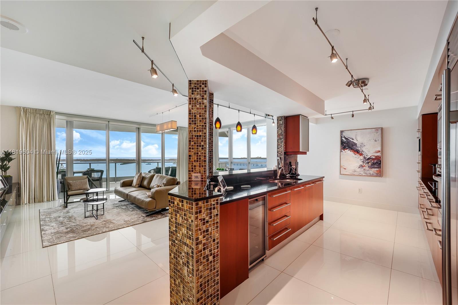 1331 Brickell Bay Dr #2511, Miami FL 33131