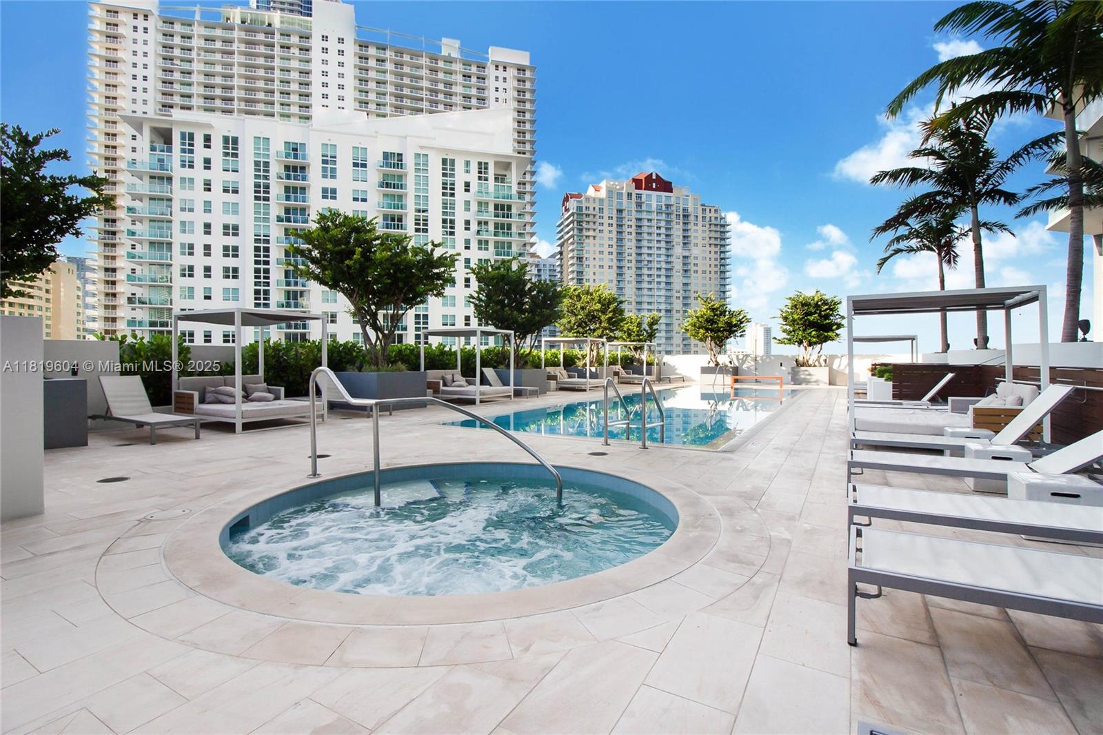 1331 Brickell Bay Dr #2511, Miami FL 33131