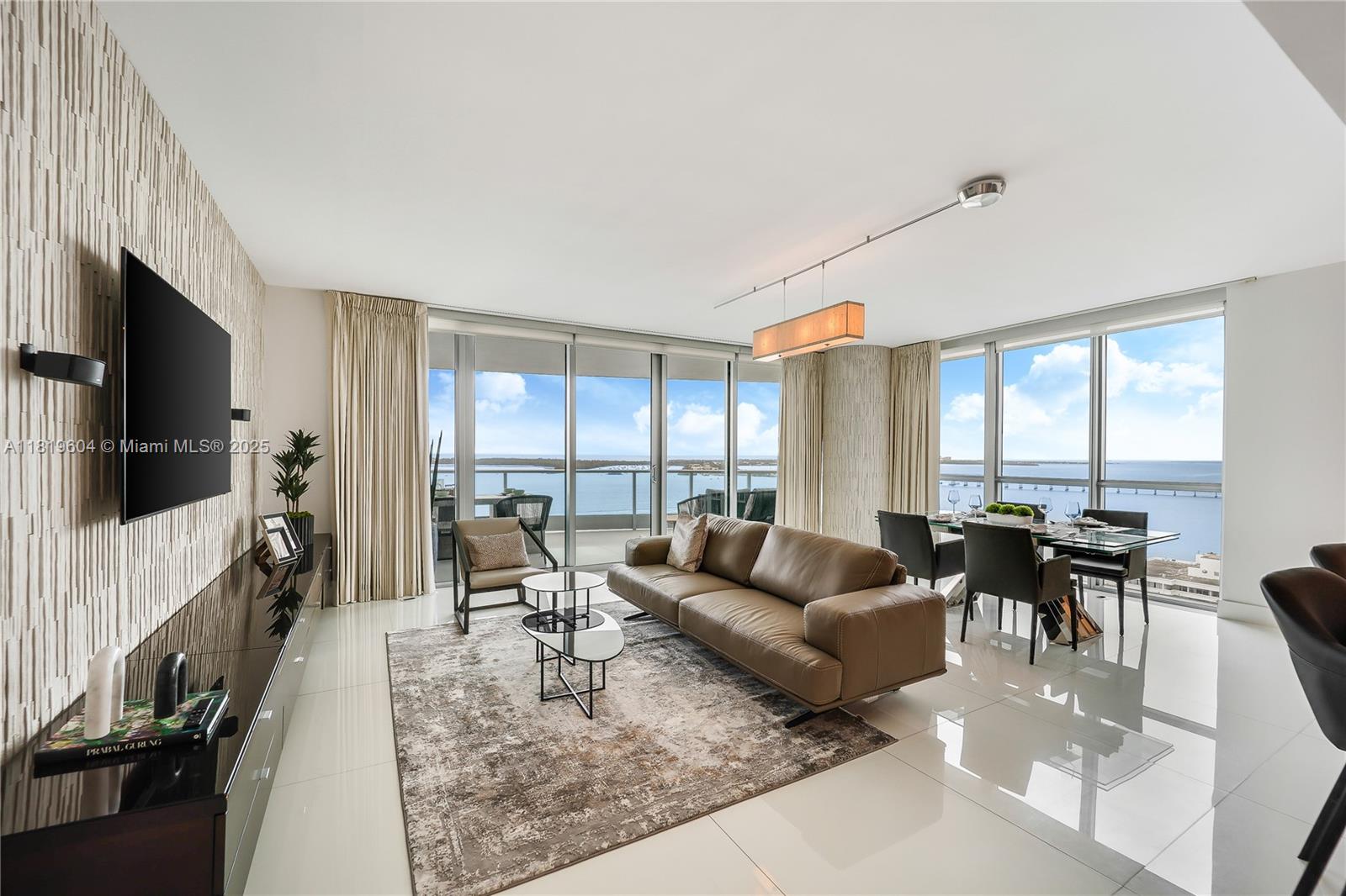 1331 Brickell Bay Dr #2511, Miami FL 33131
