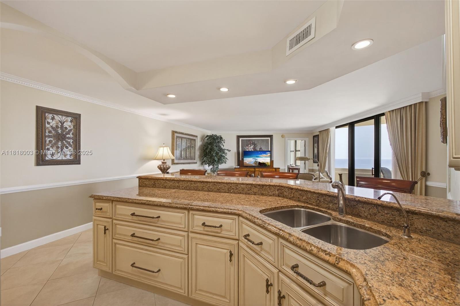 2800 N Ocean Dr #A-20A, Riviera Beach, Florida image 8