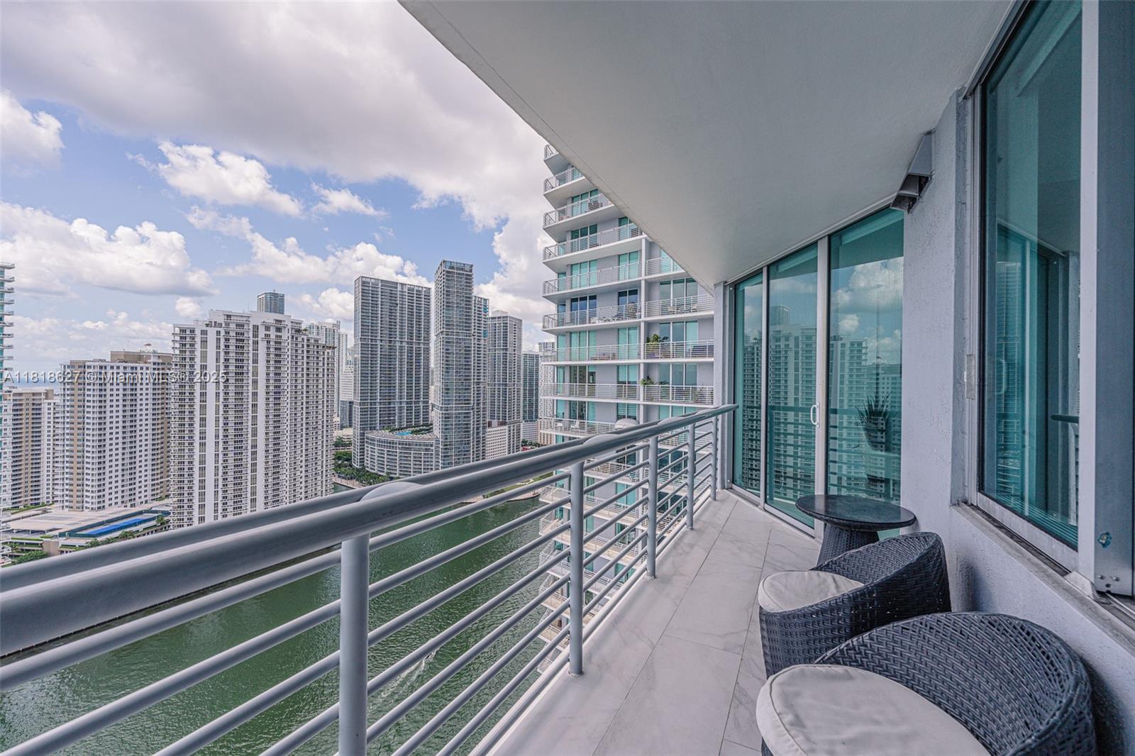 335 S Biscayne Blvd #3303, Miami FL 33131