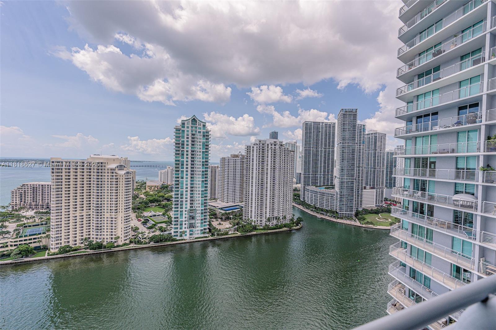 335 S Biscayne Blvd #3303, Miami FL 33131