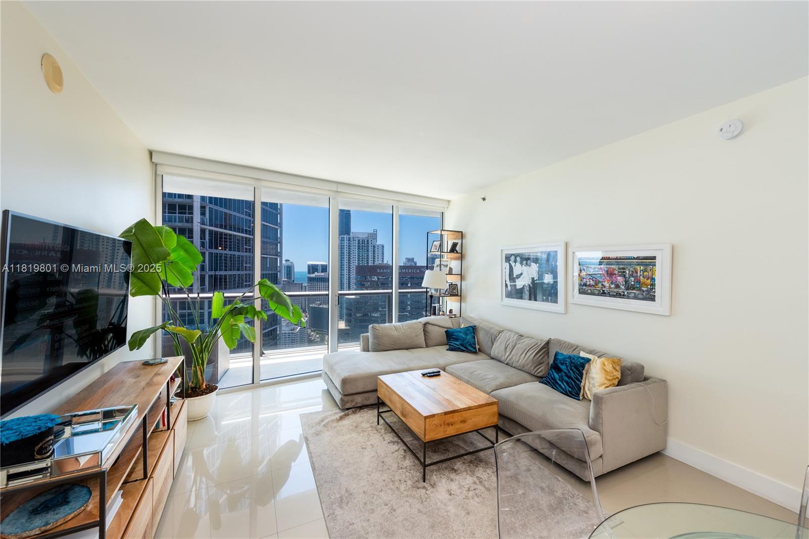 Condo for Rent in Miami, FL