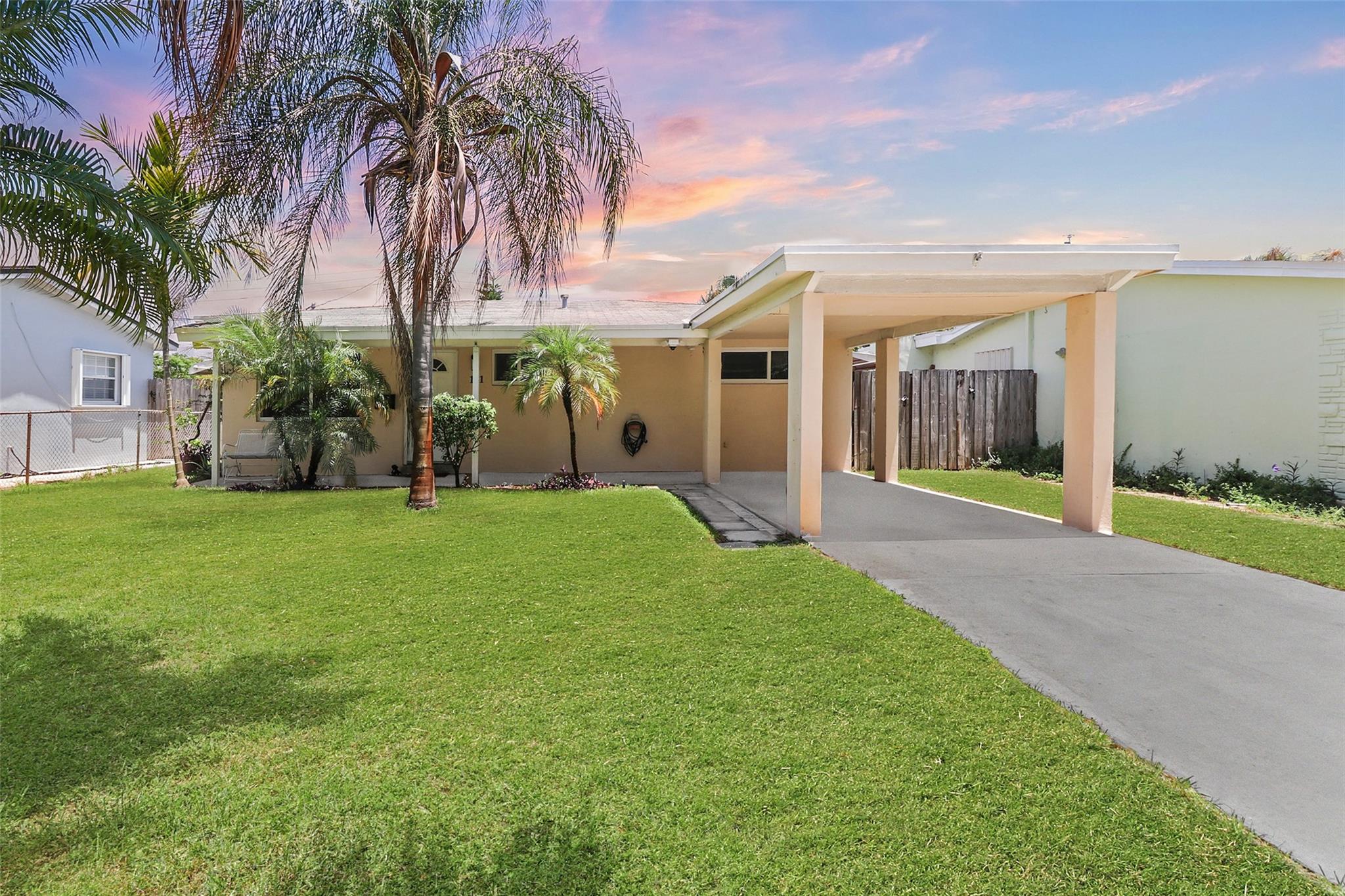 North Andrews Terrace 32-