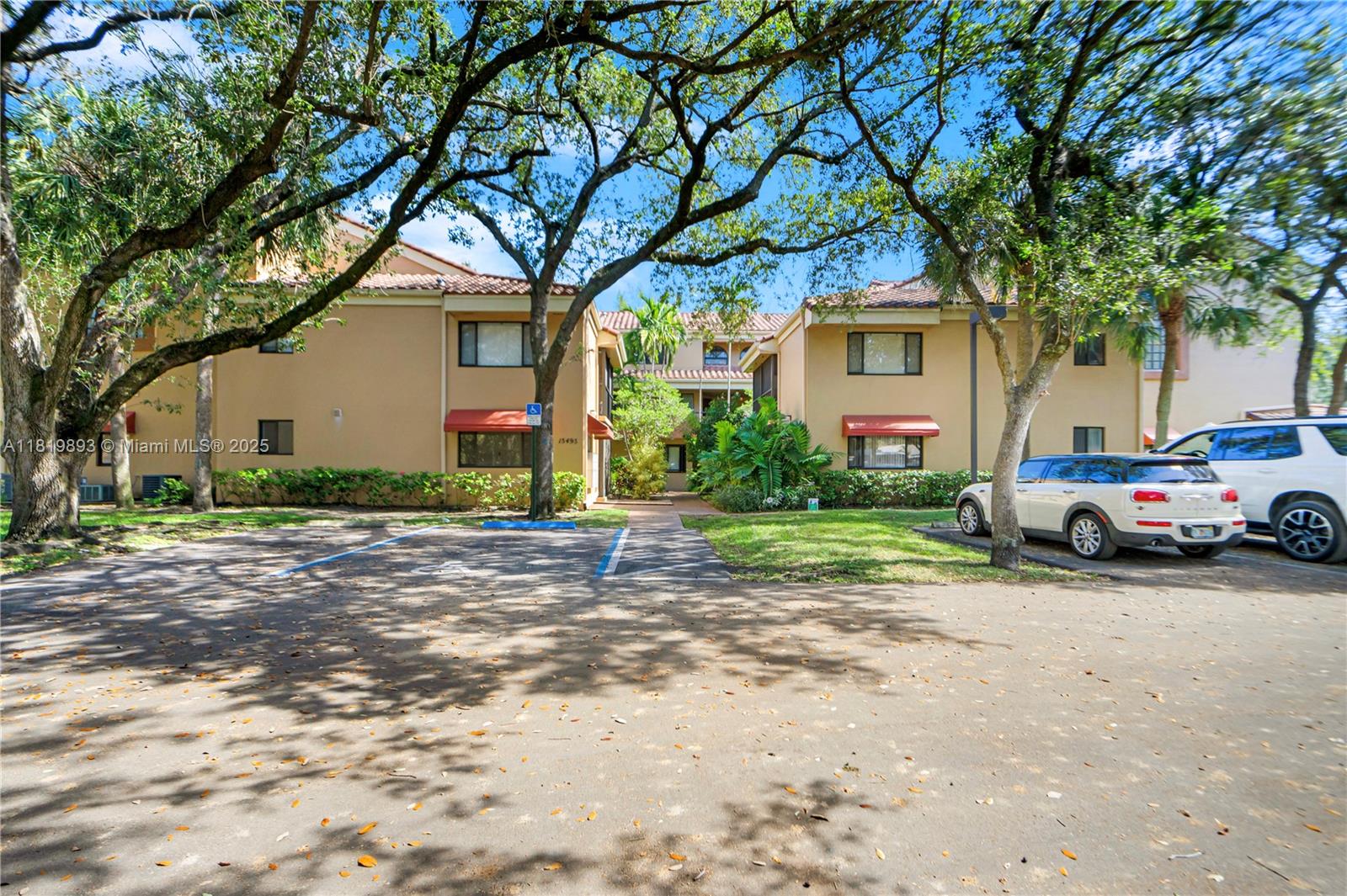 15495 N Miami Lakeway N #101, Miami Lakes, Florida image 19