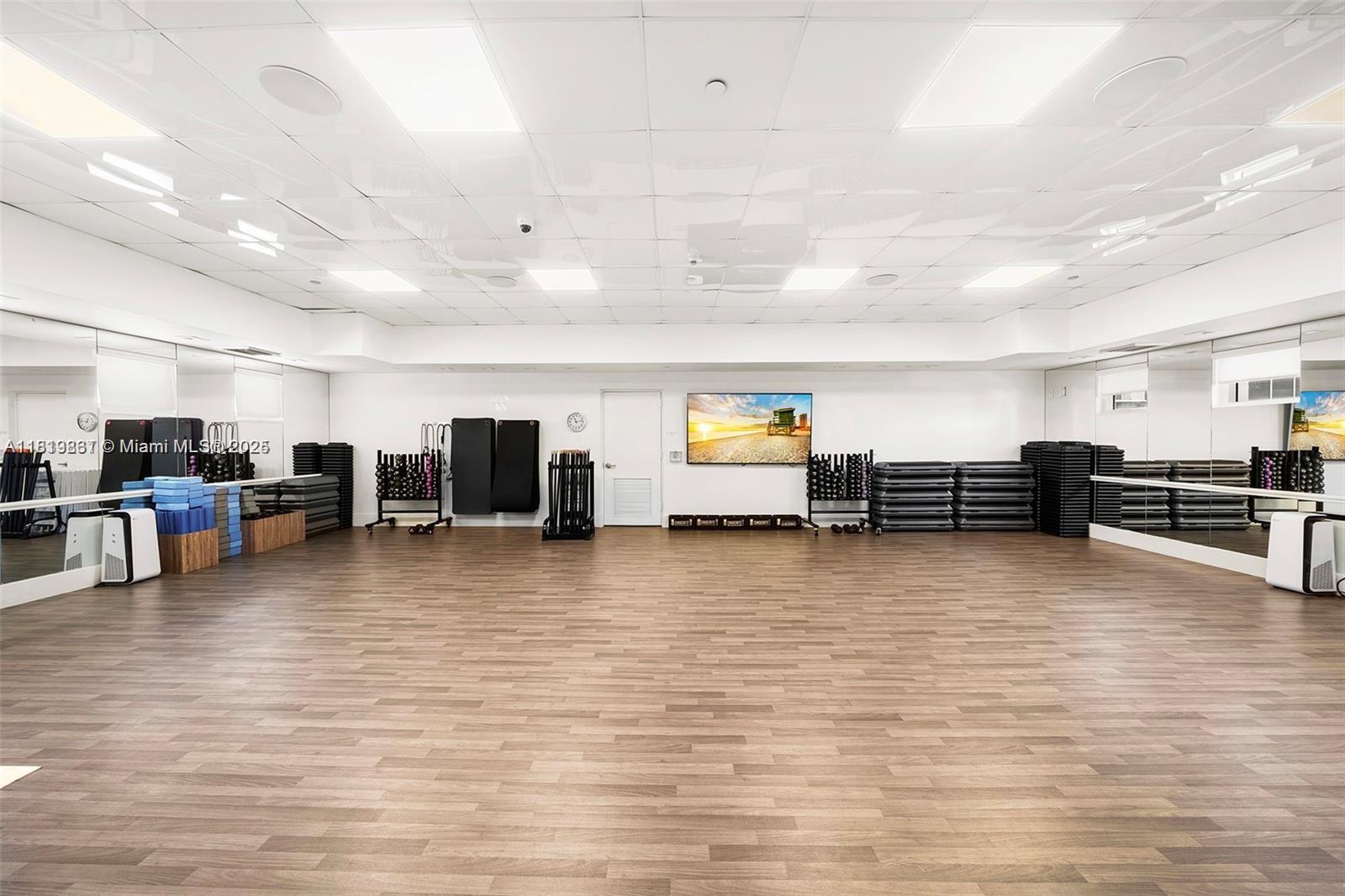 4779 Collins Ave #3108, Miami Beach FL 33140