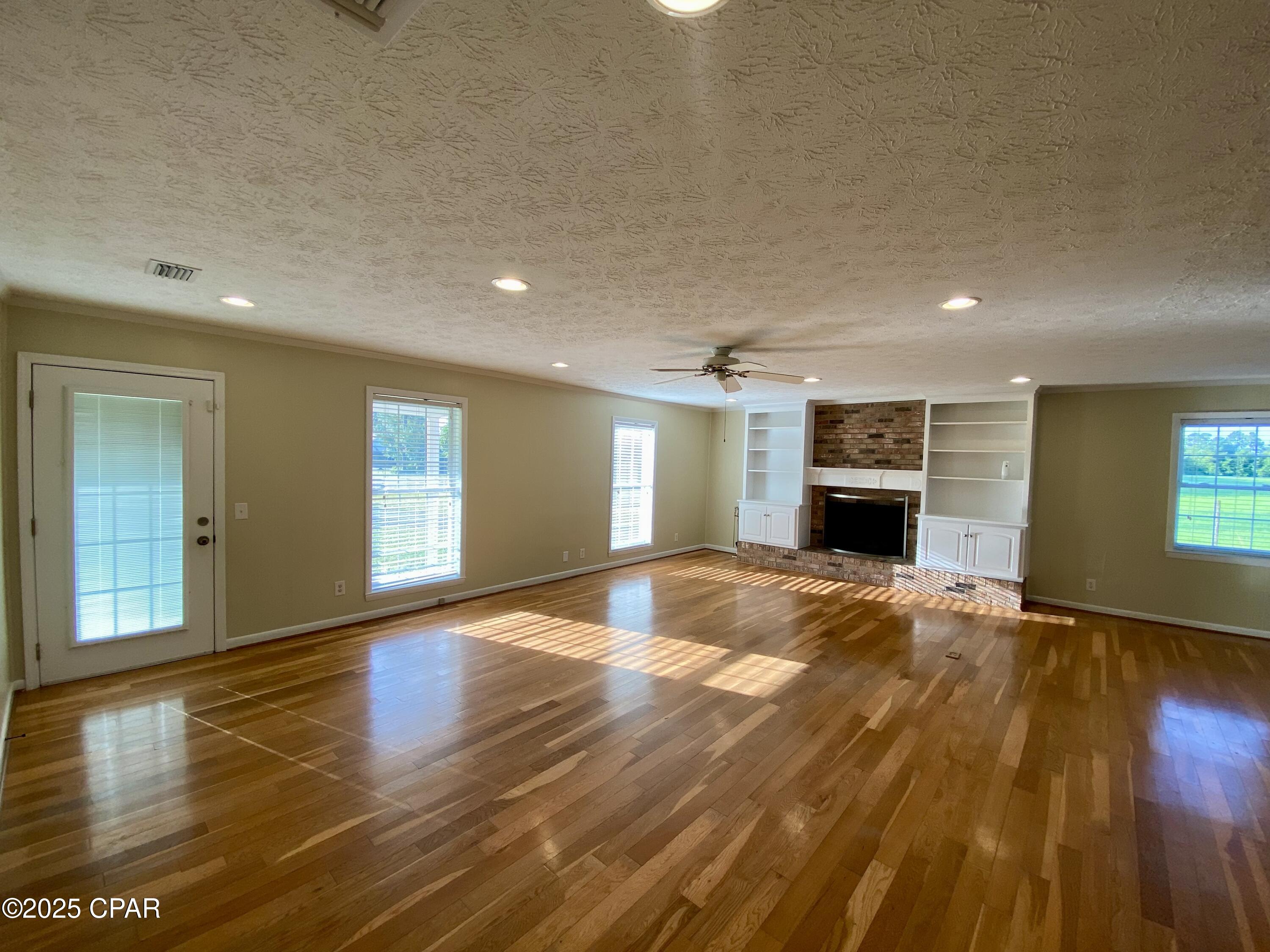 Image 4 For 5251 10th Street