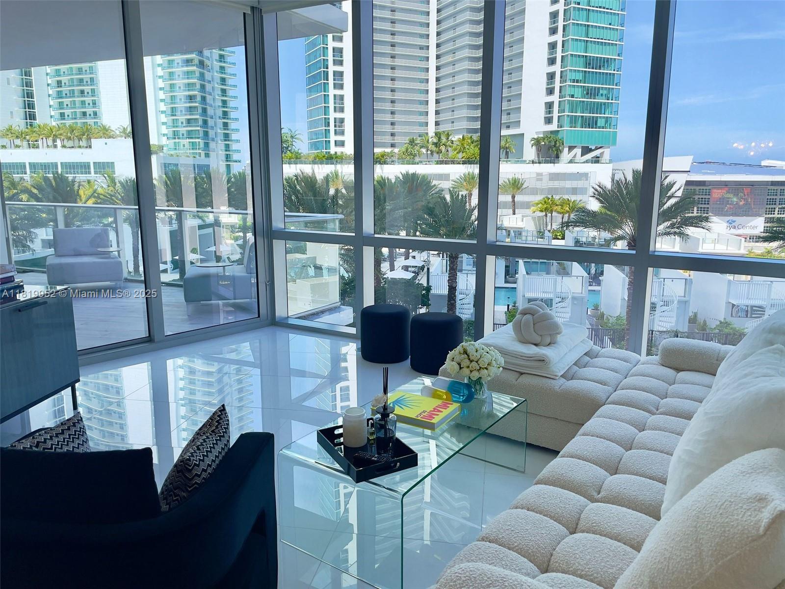 851 NE 1st Ave #909, Miami FL 33132