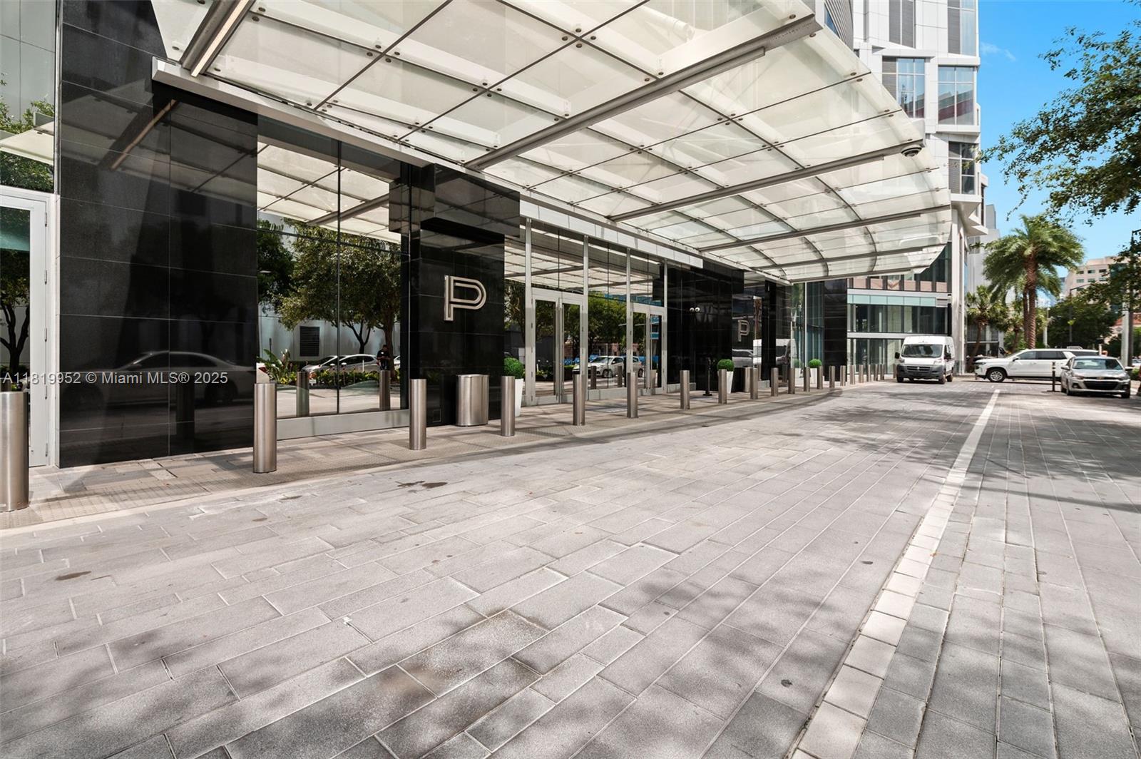 851 NE 1st Ave #909, Miami FL 33132